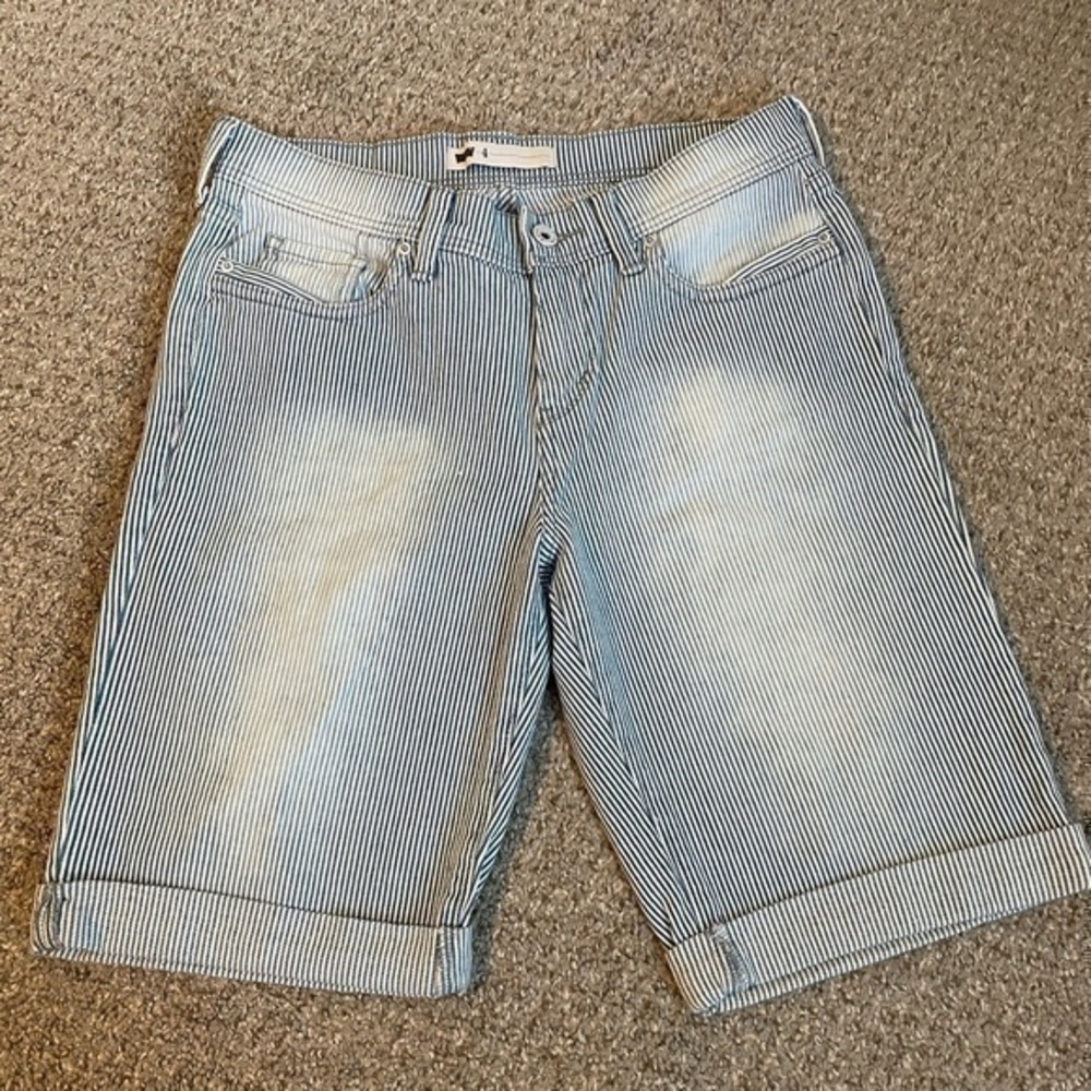 Womens Levi pinstripe Bermuda shorts